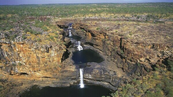 Mitchell Falls Discoverer scenic air safari with Aviair