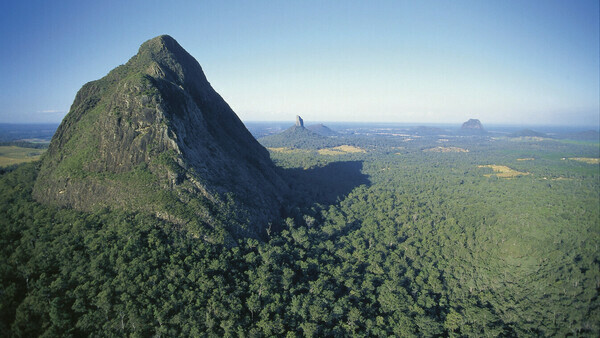 Brisbane Tour with a English Guide: "Natural Contrasts of the Sunshine Coast" - 2 Days